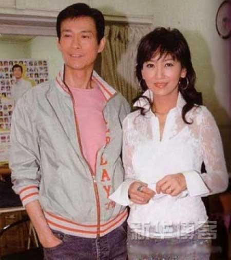 组图:网传郑少秋赵雅芝亲密旧照 <em>激情舞</em>台照曝