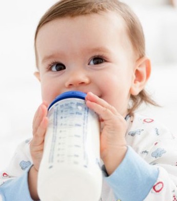 全球最贵洋奶粉数中国 高价奶粉经销商是推手