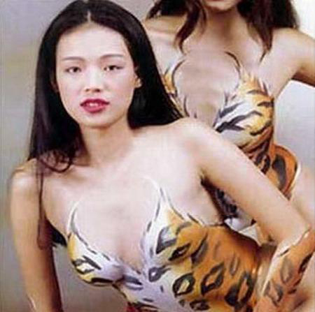 舒淇人体彩绘图片