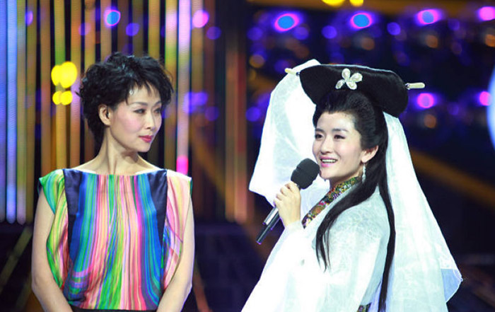 谢娜扮白娘子图片
