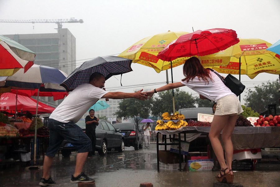 愿暴风雨来的更猛烈点吧,吹走我那残缺的记忆