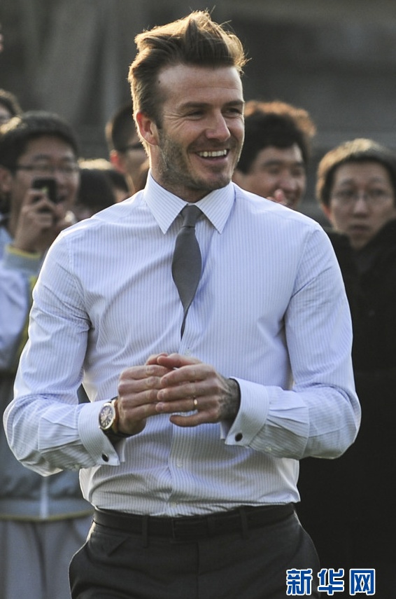 组图:贝克汉姆造访北京二中