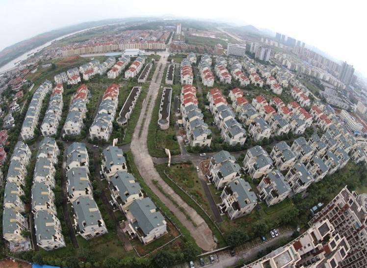 莫斯科人均绿地面积_南宁人均住房面积(2)