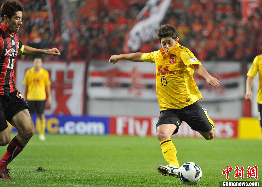  恒大 在亚冠 决赛 首回合2:2打平首尔 死刑变死缓