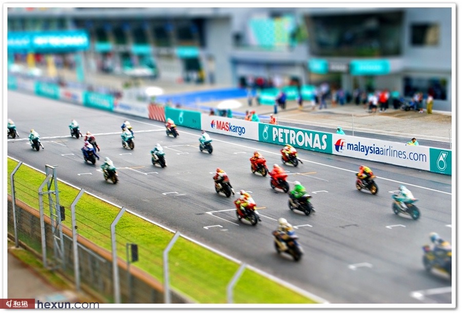 微观世界 真实汽车变玩具