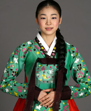 组图:姐姐证浅田真央<em>处女之身</em> 将3亿日元拍全