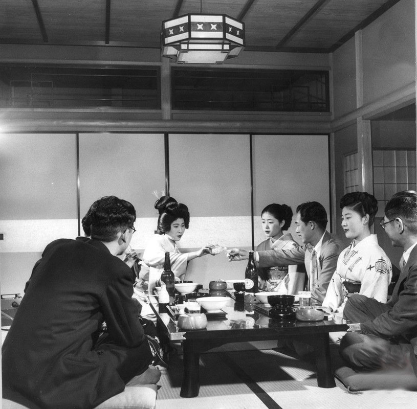 <em>商女</em>不知<em>亡国恨</em>:战败后的日本艺妓(组图) -手机