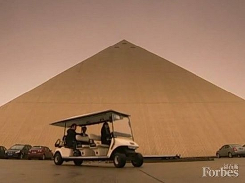 外国人眼中的中国富二代:头脑空空 只知挥霍-理