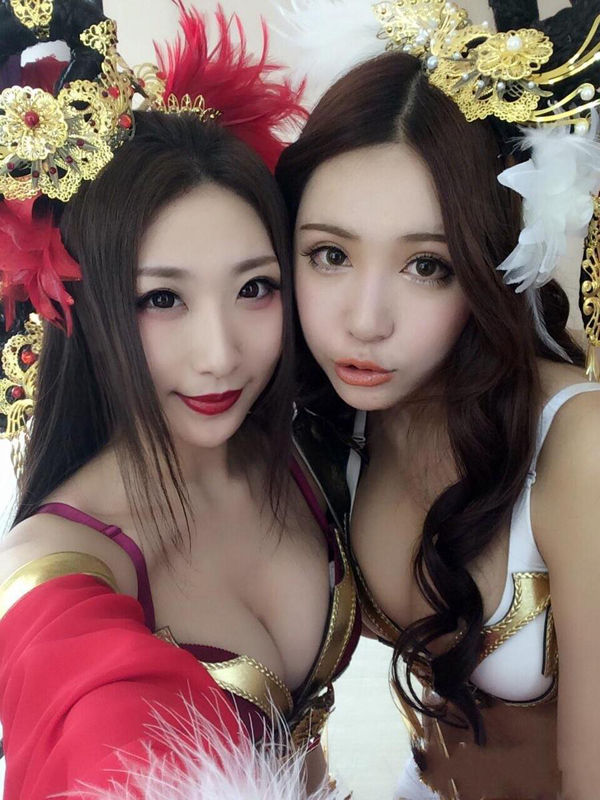 三美女争“胸”斗艳Cos三国女将 惊呆小伙伴