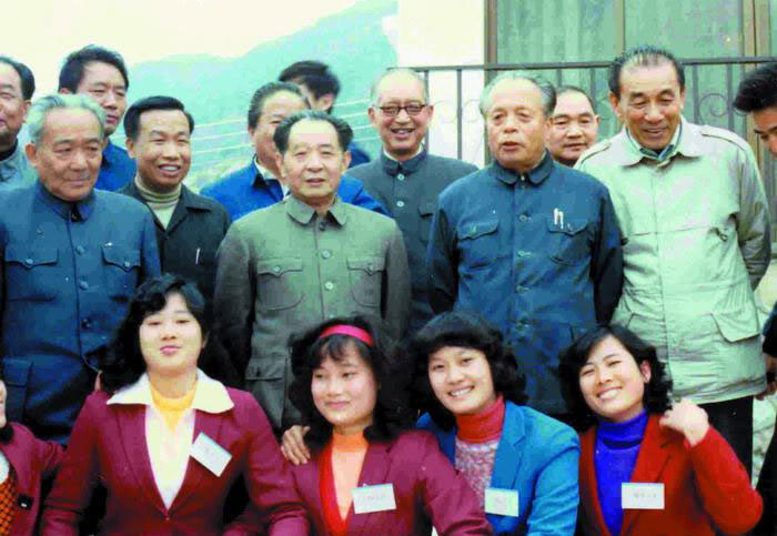 胡耀邦留下八大政声在人间(组图) 